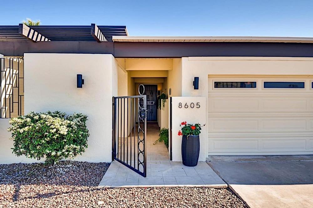 Holiday home Luxury At The Sands 3 Bedroom Patio W Private Pool 5043 Scottsdale